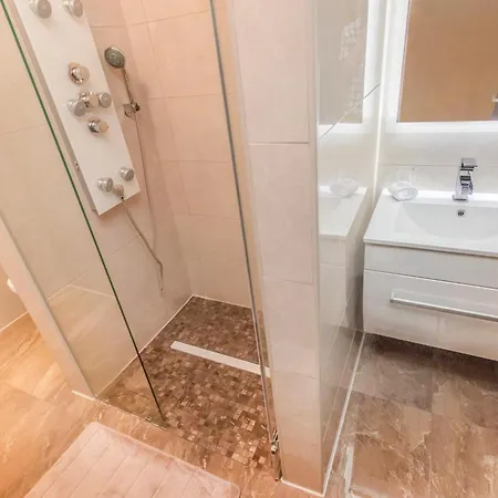 Good Cama ポセダリェ