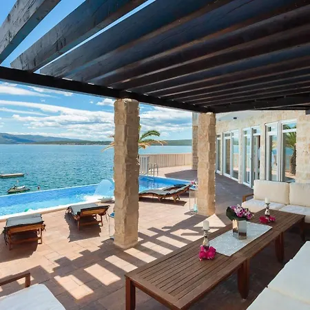 Villa Good Cama