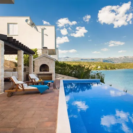 Good Cama Villa