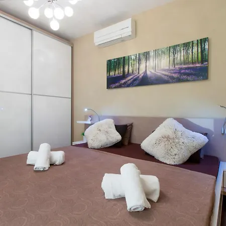 Villa Good Cama Posedarje