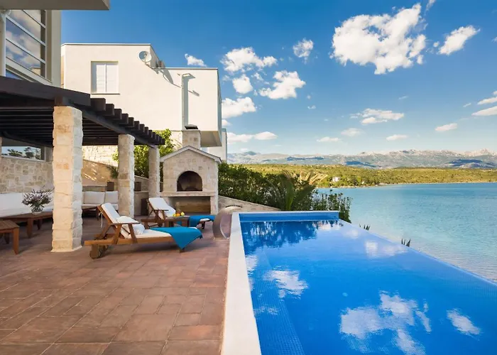 Good Cama Вилла